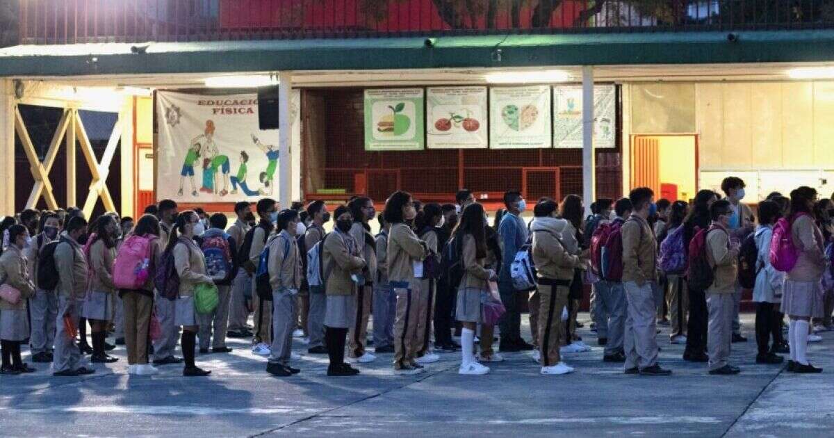 Con carencias y nuevos retos, 24 millones de alumnos regresan a clases