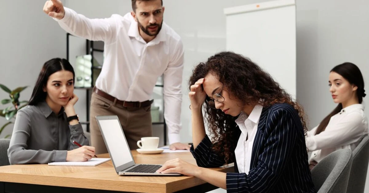 El poder del 'bully' termina cuando aprendes a levantarte de la mesa