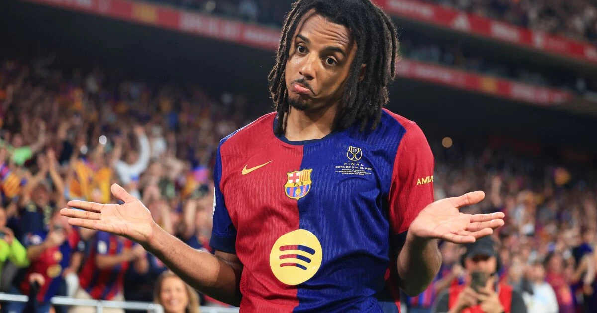 El delantero francés Jules Koundé renueva con el Barcelona hasta 2030