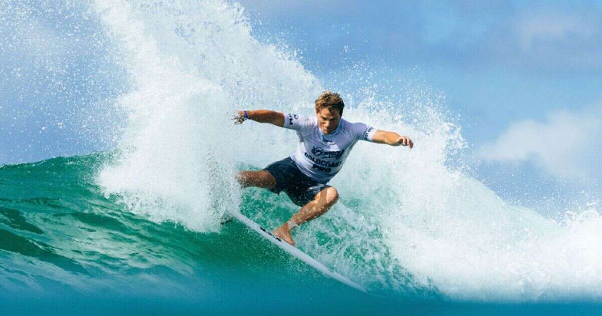 Él es Alan Cleland, la promesa mexicana del surf en París 2024