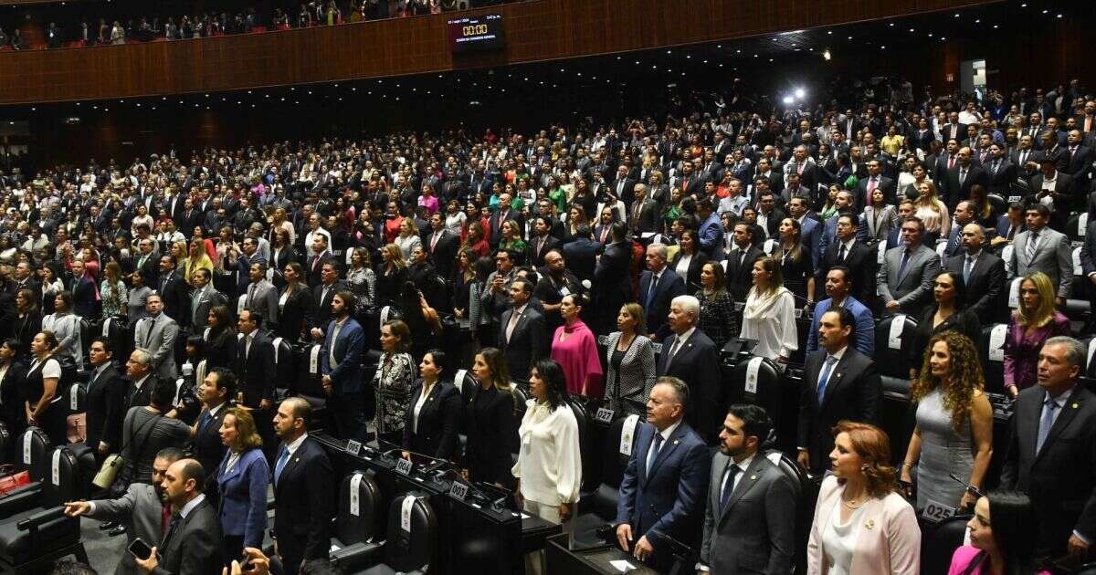 Morena defiende el “Plan C” de AMLO; oposición reclama sobrerrepresentación