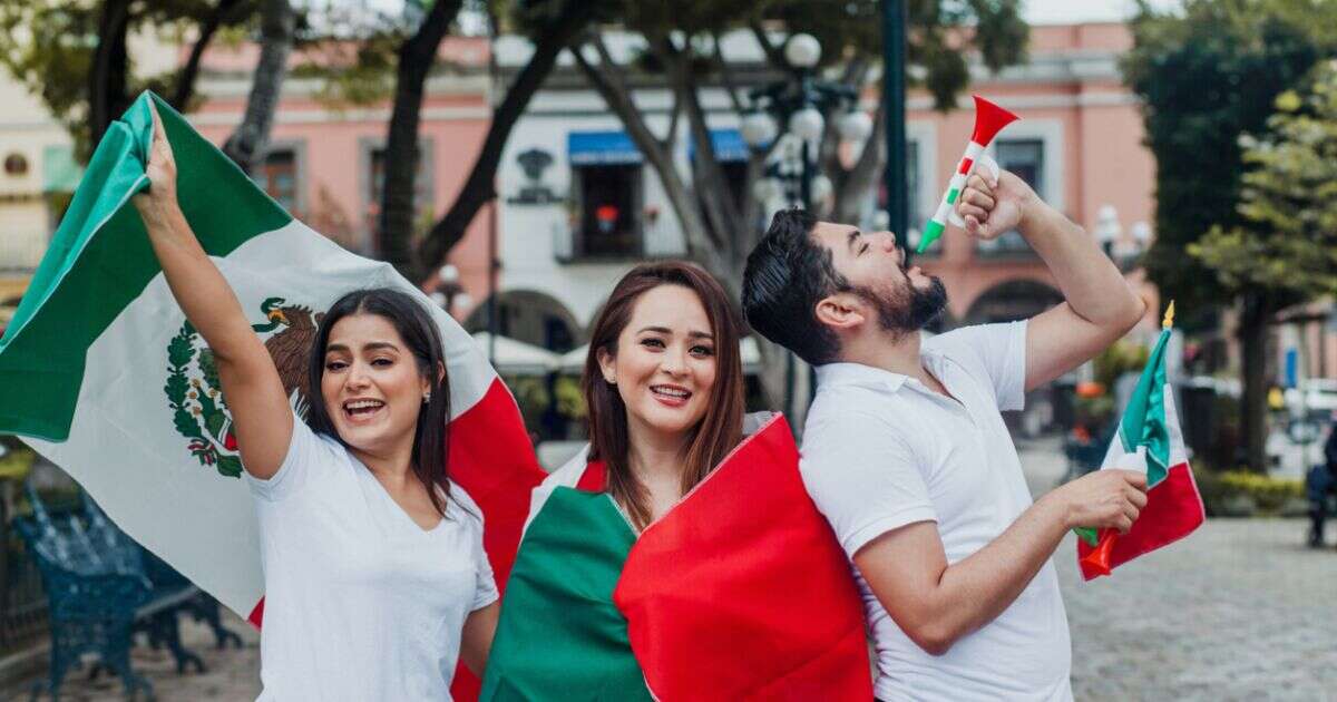 Yandel y Alicia Villareal en los festejos patrios de las alcaldías de CDMX