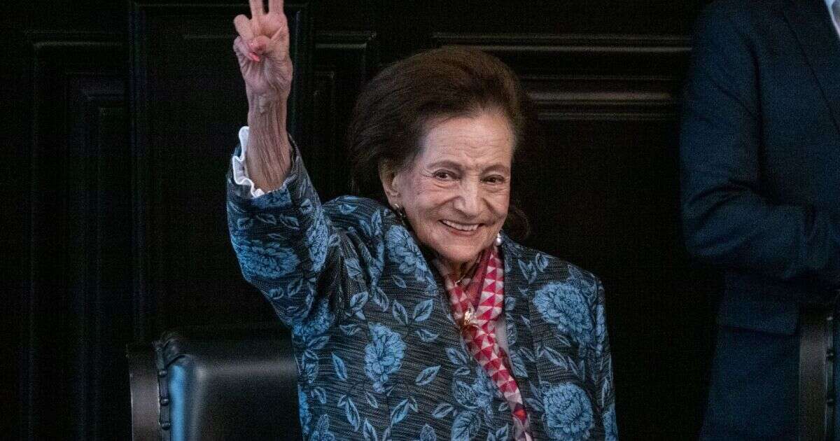 Ifigenia Martínez, 