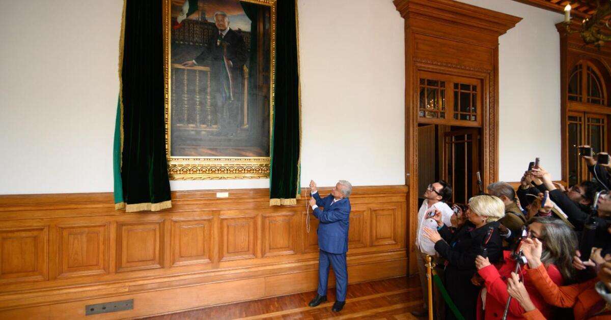 AMLO revela su retrato oficial como presidente que quedará en Palacio Nacional