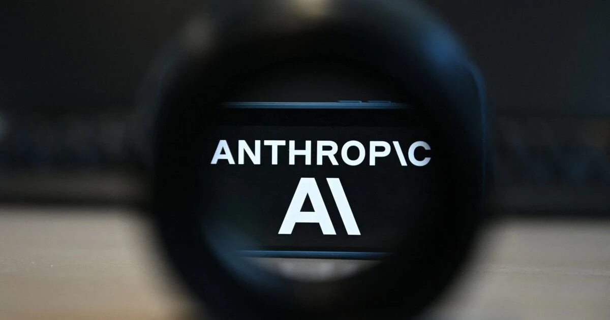 Anthropic suspende acceso a su IA más potente