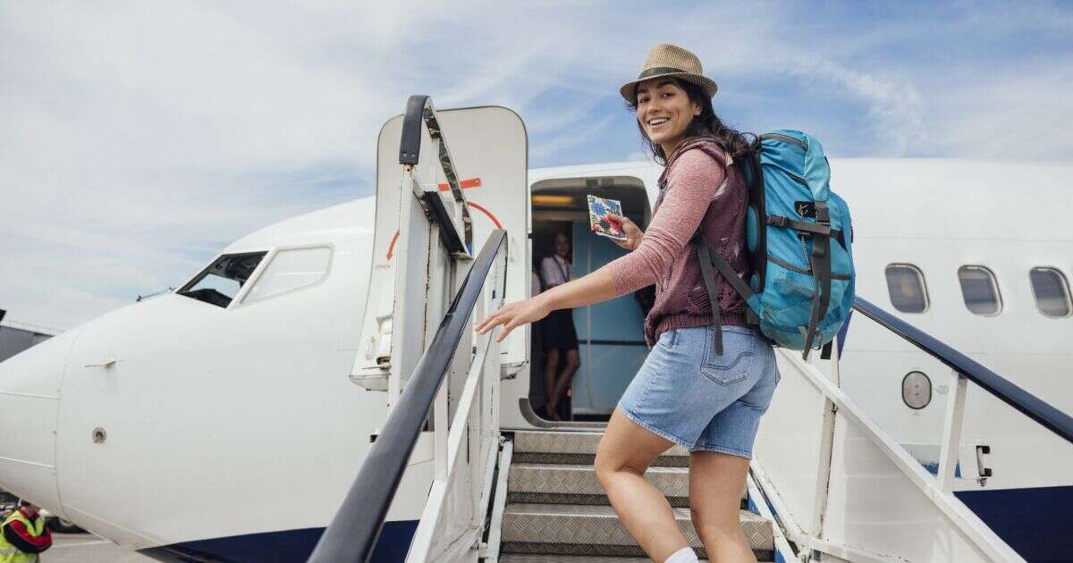 Las mujeres viajan más solas y están transformando al sector turístico