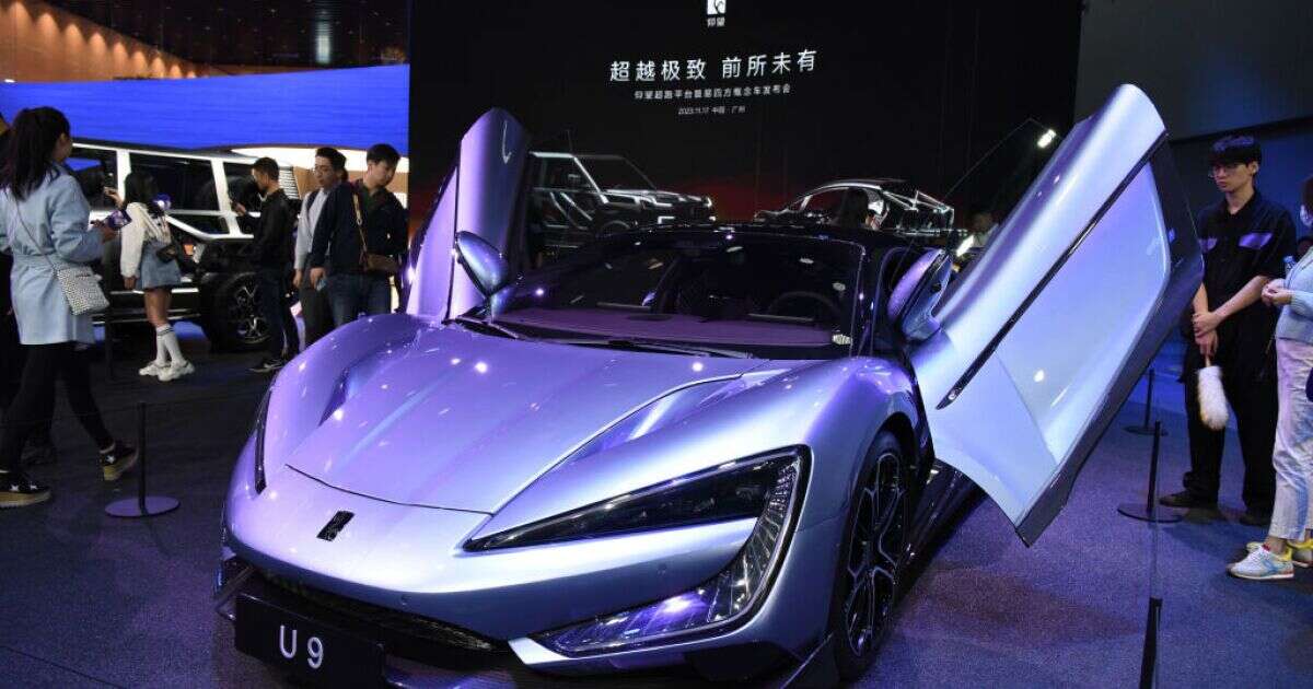 BYD lanza 'U9', un superdeportivo eléctrico capaz de competir con Ferrari