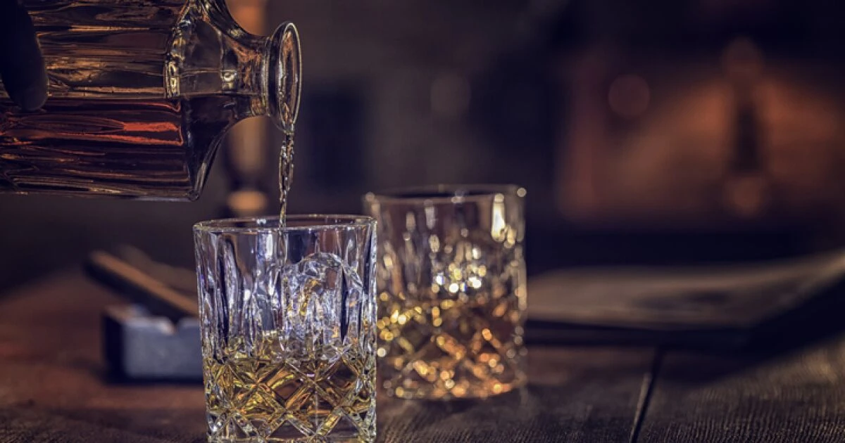 Para amantes de los drinks: ¿con qué maridar bebidas que se toman derecho?
