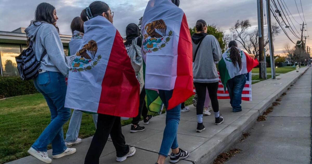 Gobierno de Trump deporta a México 38,000 migrantes