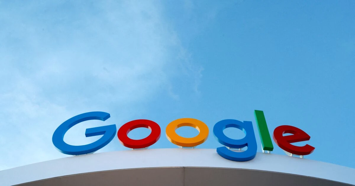 Un maestro triunfa contra las reseñas escolares en Google