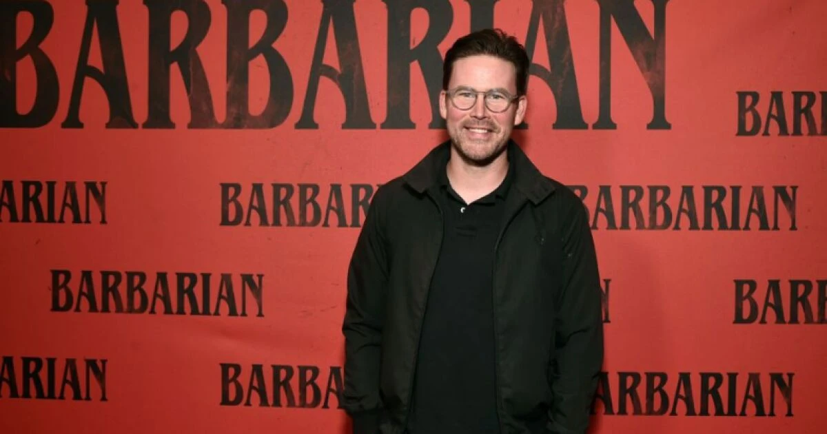 Zach Cregger, de ‘Barbarian’ a ‘Resident Evil’; la trayectoria del maestro del terror moderno