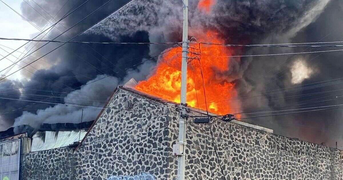 Se registra un incendio en Pedregal de San Nicolás 4ta Sección, en Tlalpan