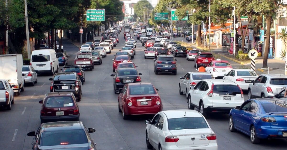 Hoy No Circula 18 de abril 2025: los autos que no salen el viernes santo