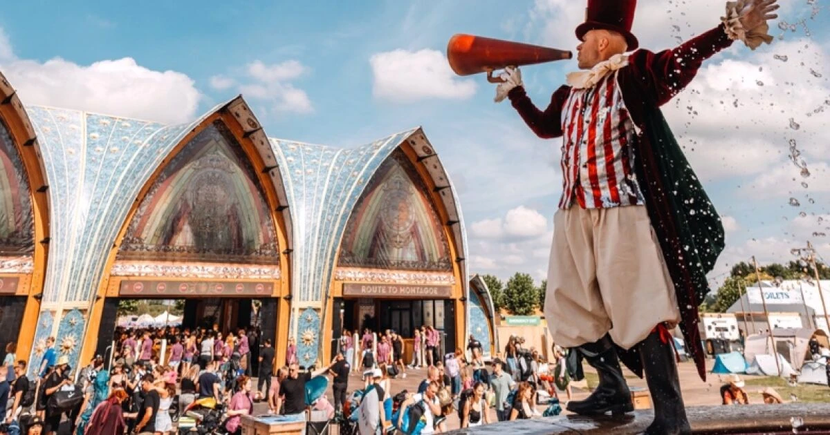 Así luce el escenario principal improvisado de Tomorrowland tras incendio
