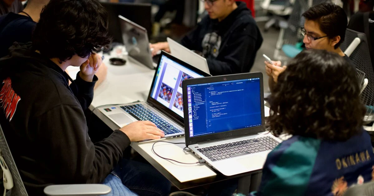 Alistan impulso a las ciencias, tecnología, ingeniería y matemáticas en escuelas mexicanas