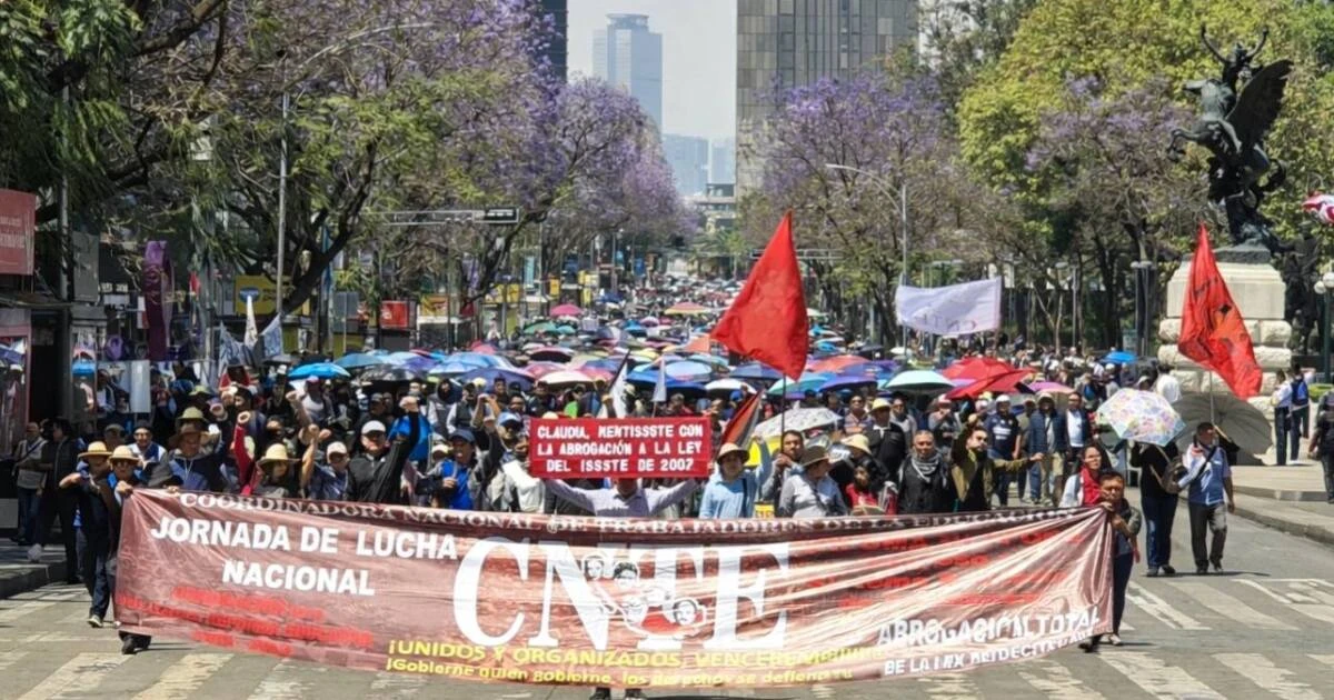 Los maestros de la CNTE defienden sus protestas: “No luchamos solo por nuestro salario, también por la educación”