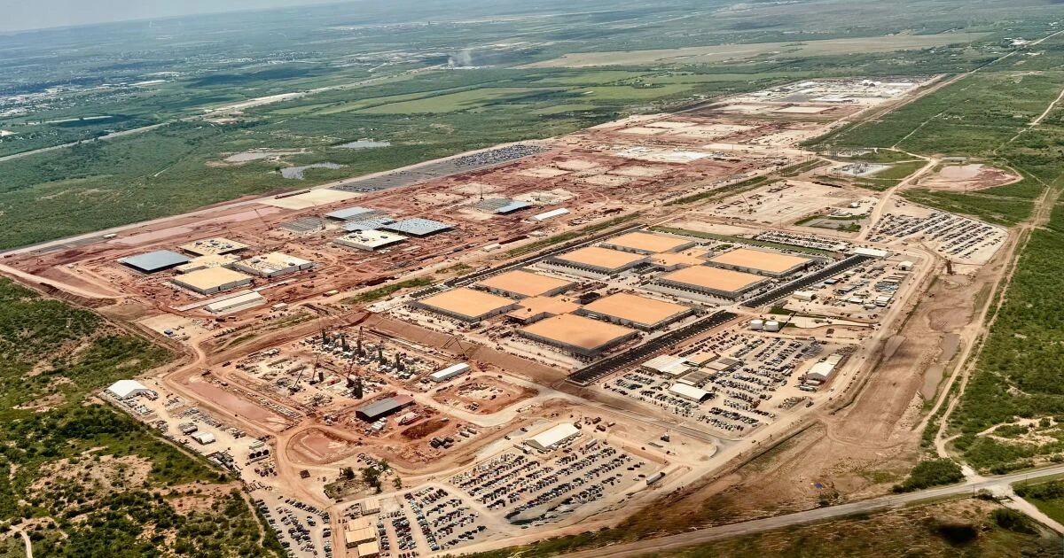 Oracle y OpenAI crearán megacentro de datos para Stargate, que aún no despega