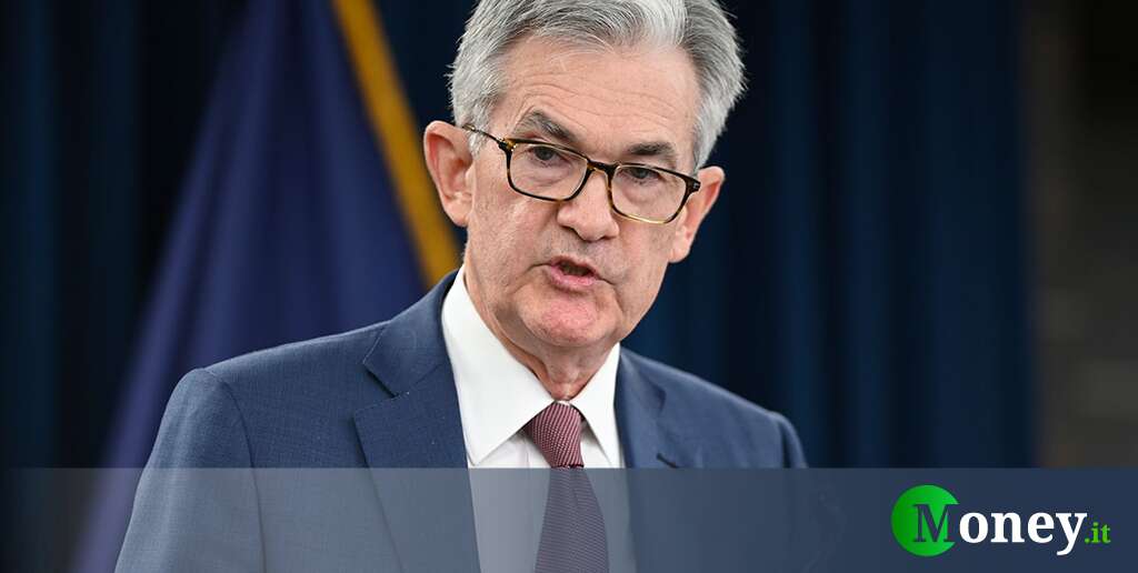 Tassi Fed: paura inflazione persiste, la verità nelle minute. Powell in mezzo a dubbi su taglio -25 pb o -50 pb