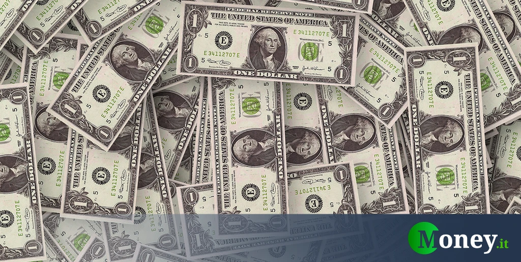 La vendita di asset in dollari segna l’inizio di un cambiamento a lungo termine