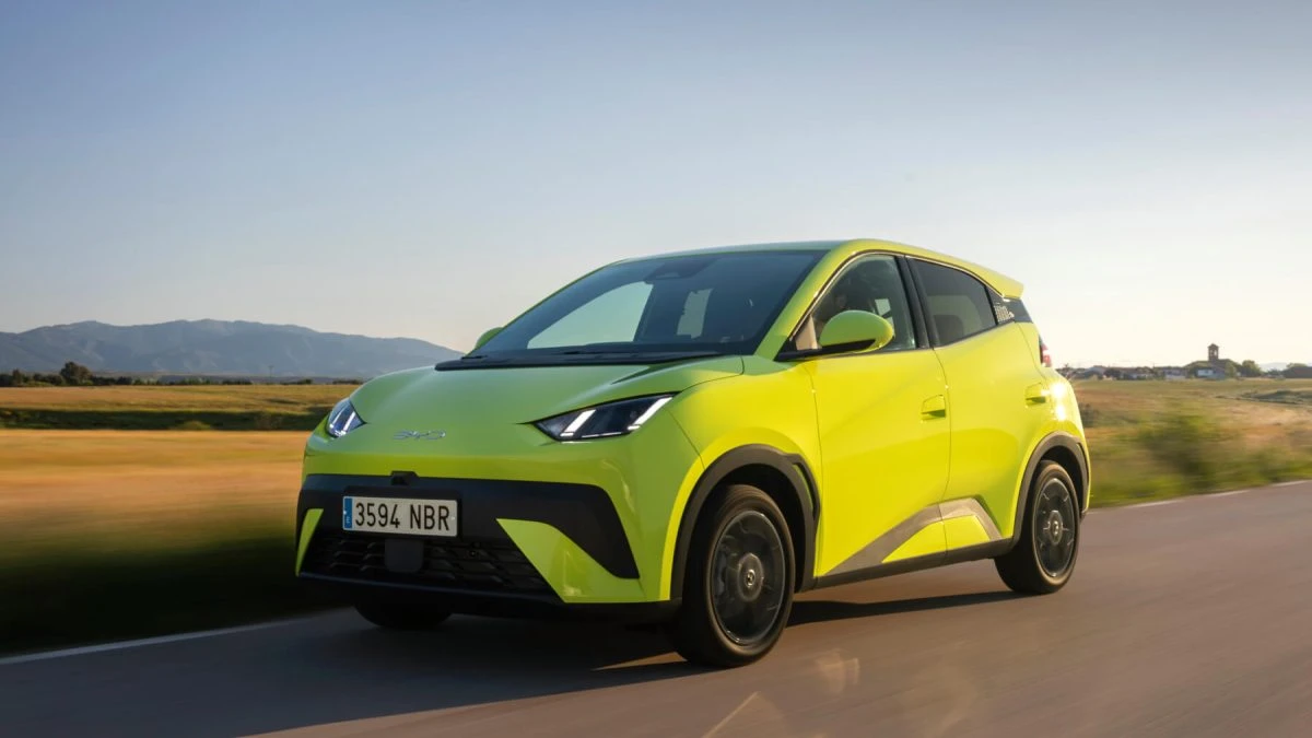 De menos de 7.000 euros a casi 20.000: por qué un coche de BYD cuesta en España tres veces más que en China