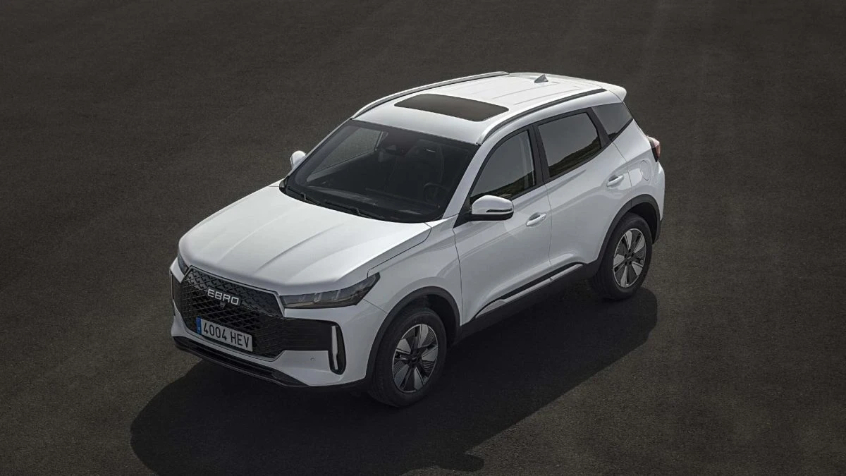 El Ebro S400 quiere hacerse hueco en el mercado con un precio muy ajustado
