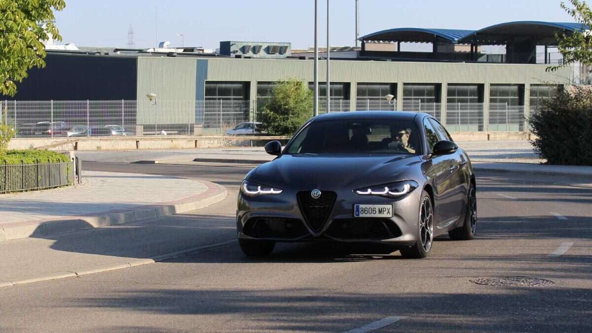 La deportividad respira aroma italiano en el Alfa Romeo Giulia Q4 Veloce