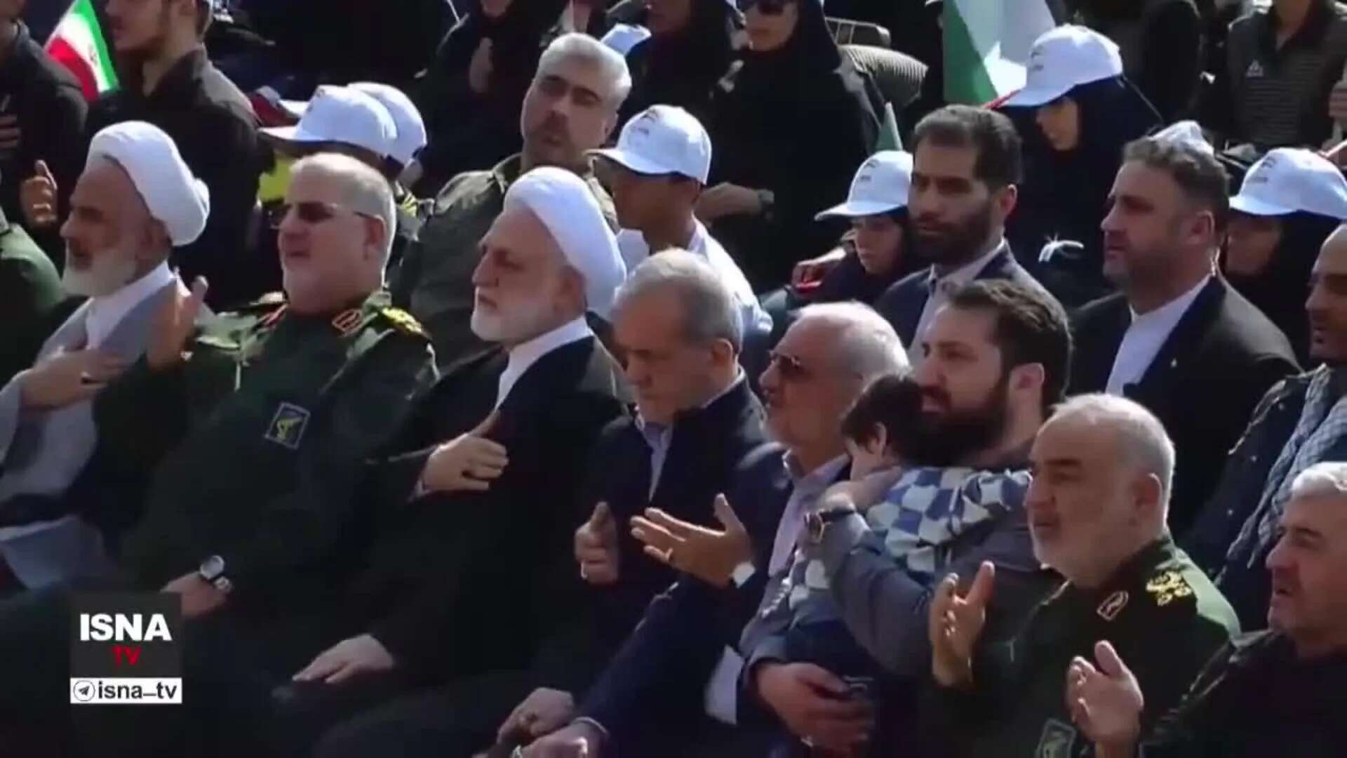 El presidente iraní y el líder de las Fuerza Quds acuden al funeral del general de Guardia Revolucionaria