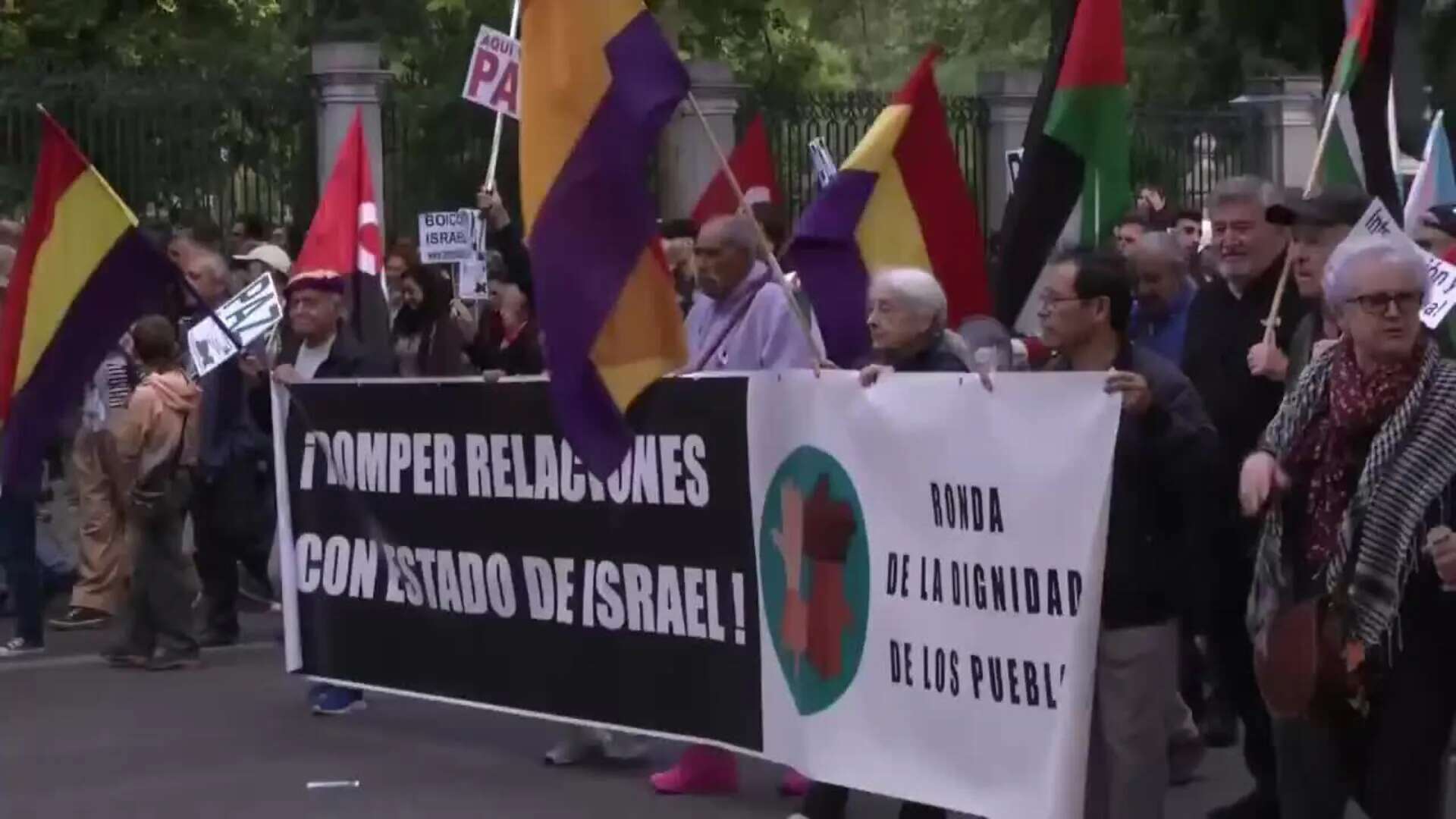 Cientos de personas salen a la calle en Madrid contra el 