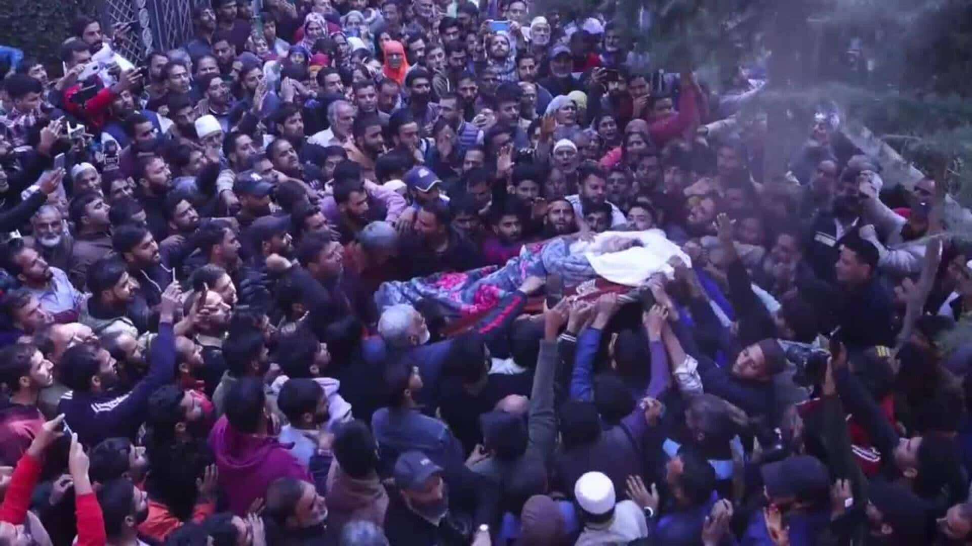 Funeral del médico fallecido en el ataque de presuntos insurgentes en la Cachemira india