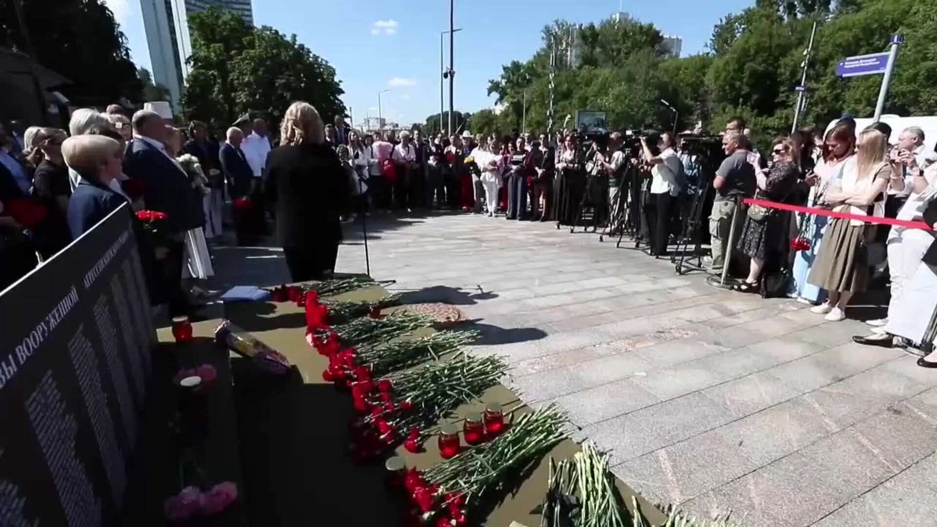 Celebran un acto en recuerdo a los niños víctimas de la guerra del Dombás en Mocú