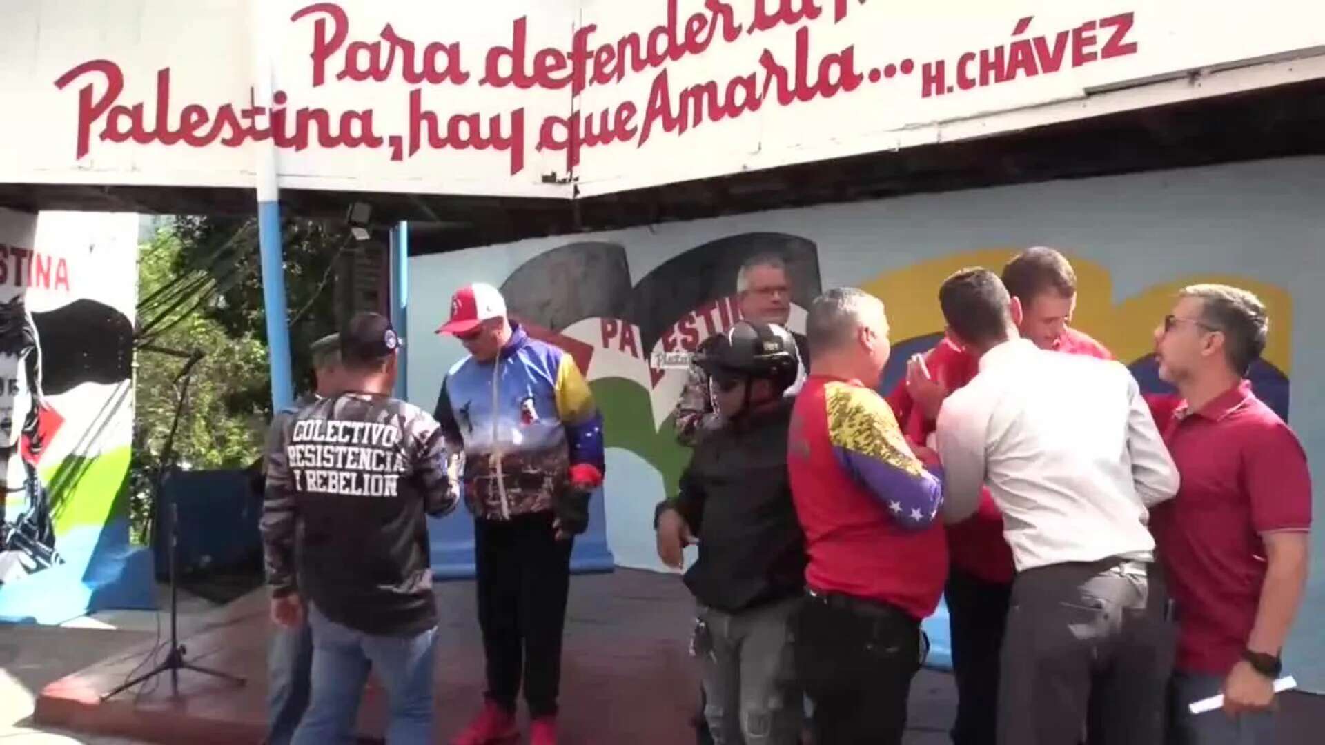 El colectivo chavista 'La Piedrita' inaugura una plaza en homenaje a Palestina en Caracas