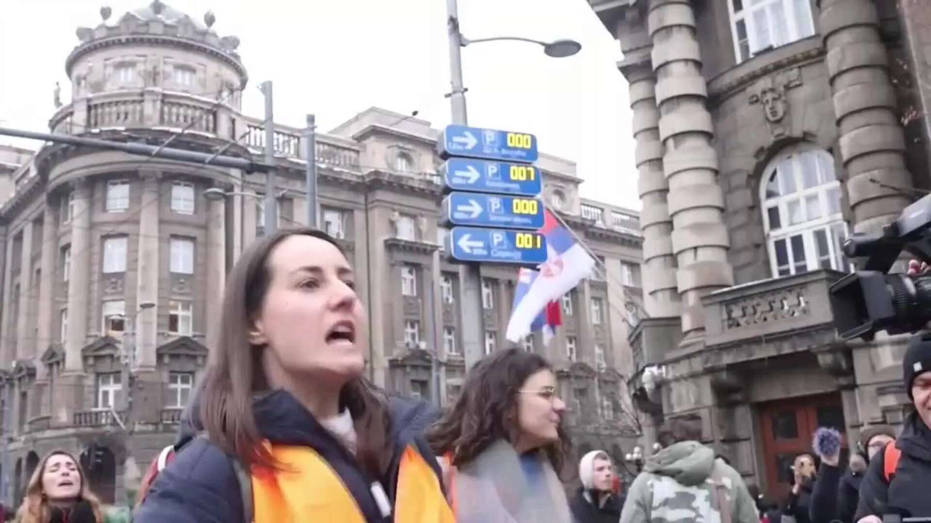 Estudiantes universitarios de Serbia protestan contra el fiscal general Zagorka Dolovac