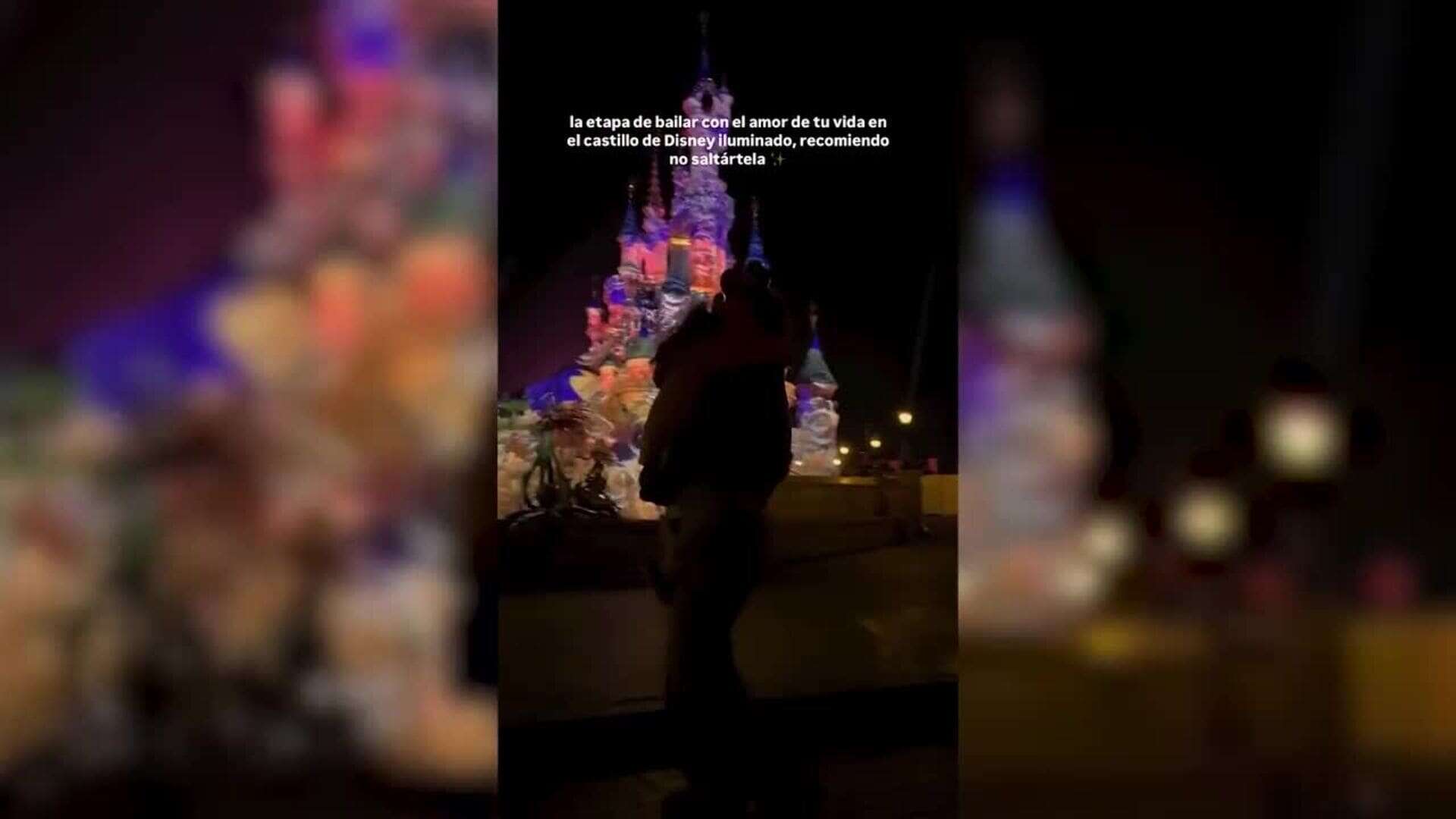 Laura Escanes vive la experiencia de Disneyland al máximo con su hija Roma