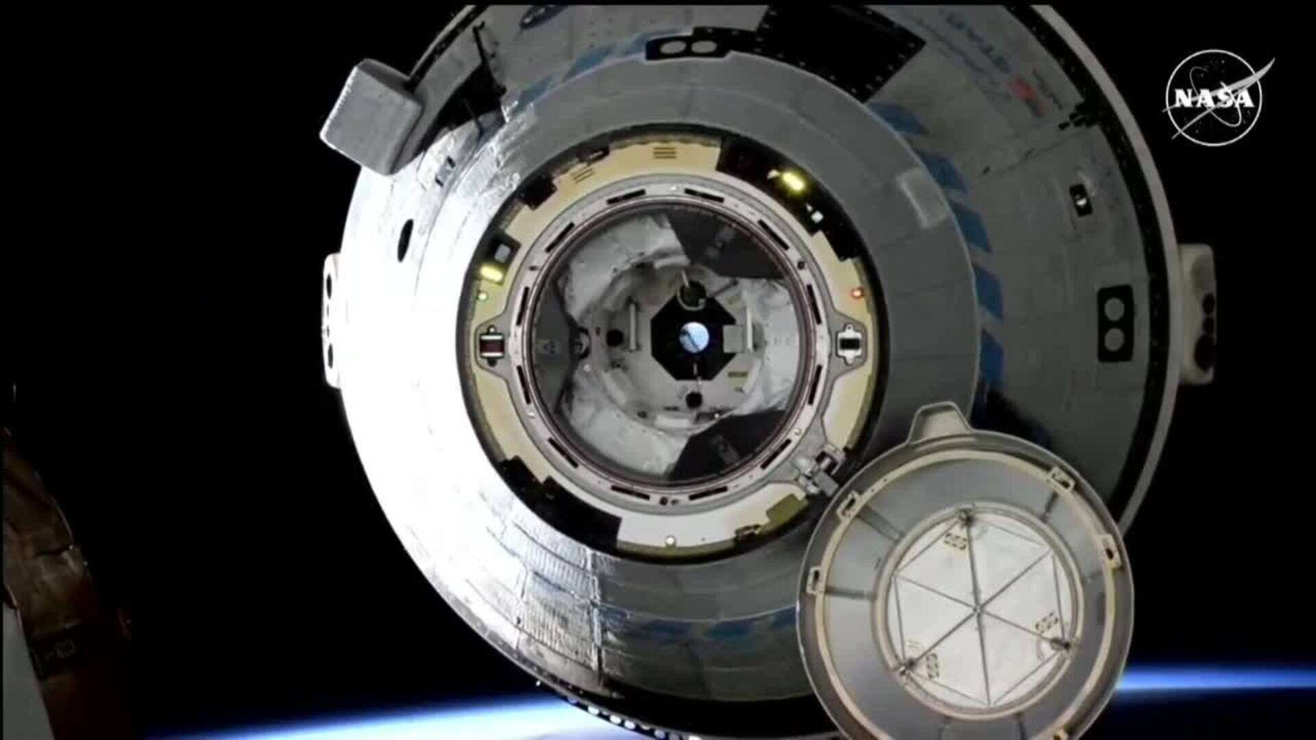 La cápsula Starliner de Boeing parte de la EEI sin tripulación, debido a fallos técnicos