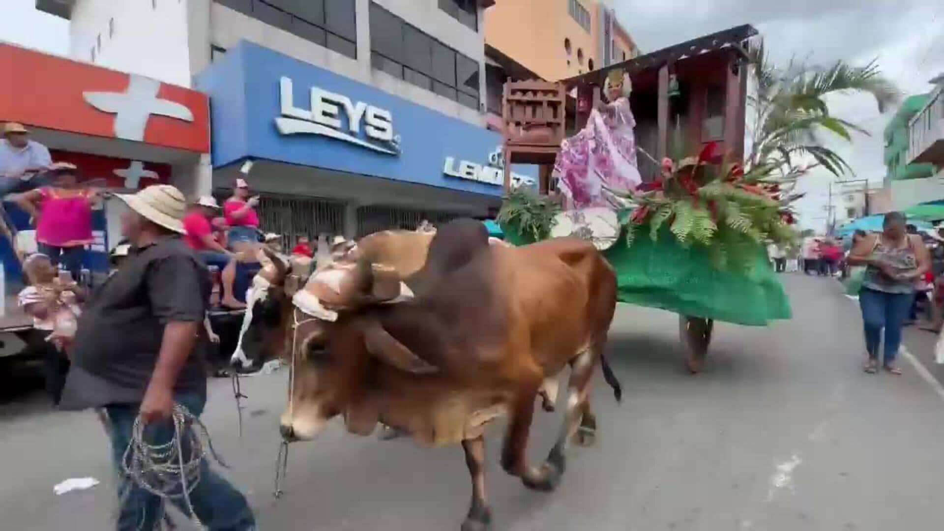 La Chorrera conmemora 203 años del Grito de Independencia con un desfile folclórico