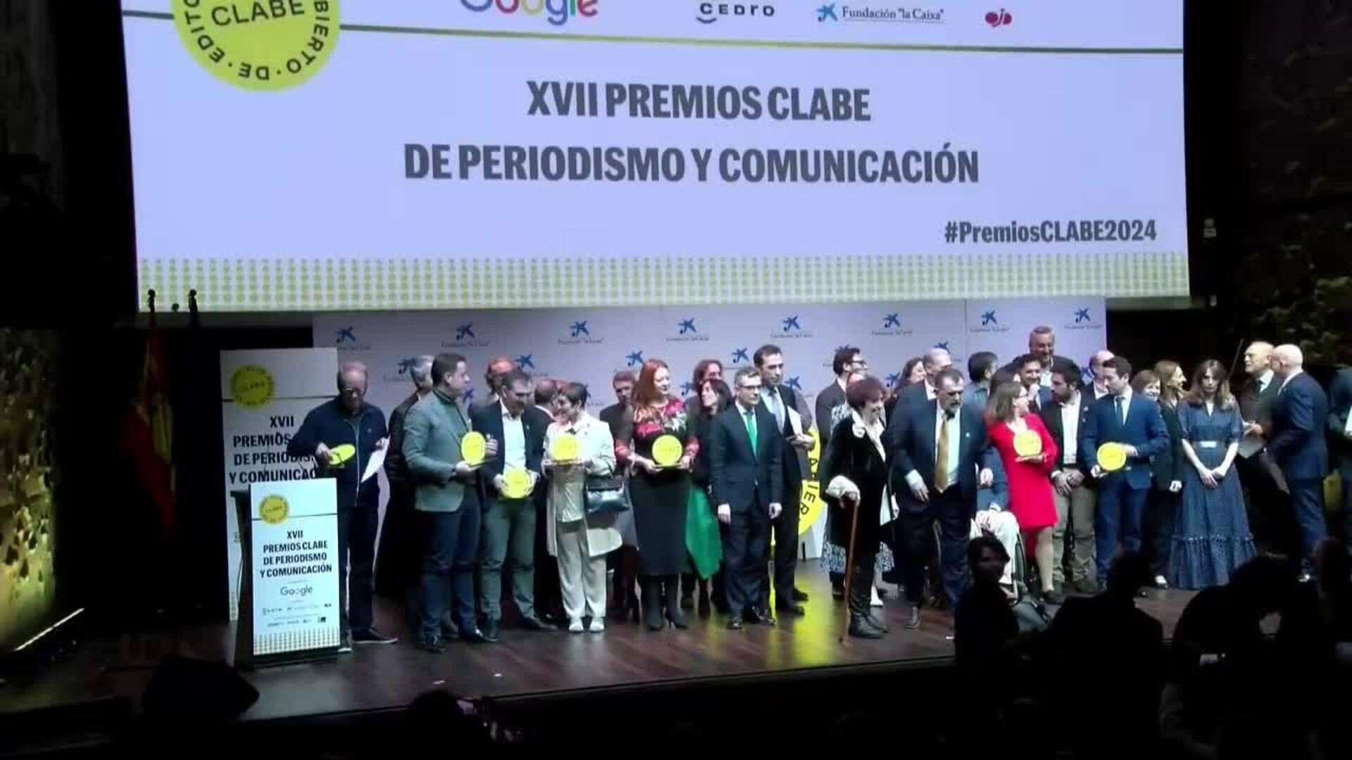 Bolaños clausura la gala de los XVII Premios CLABE de Periodismo y Comunicación