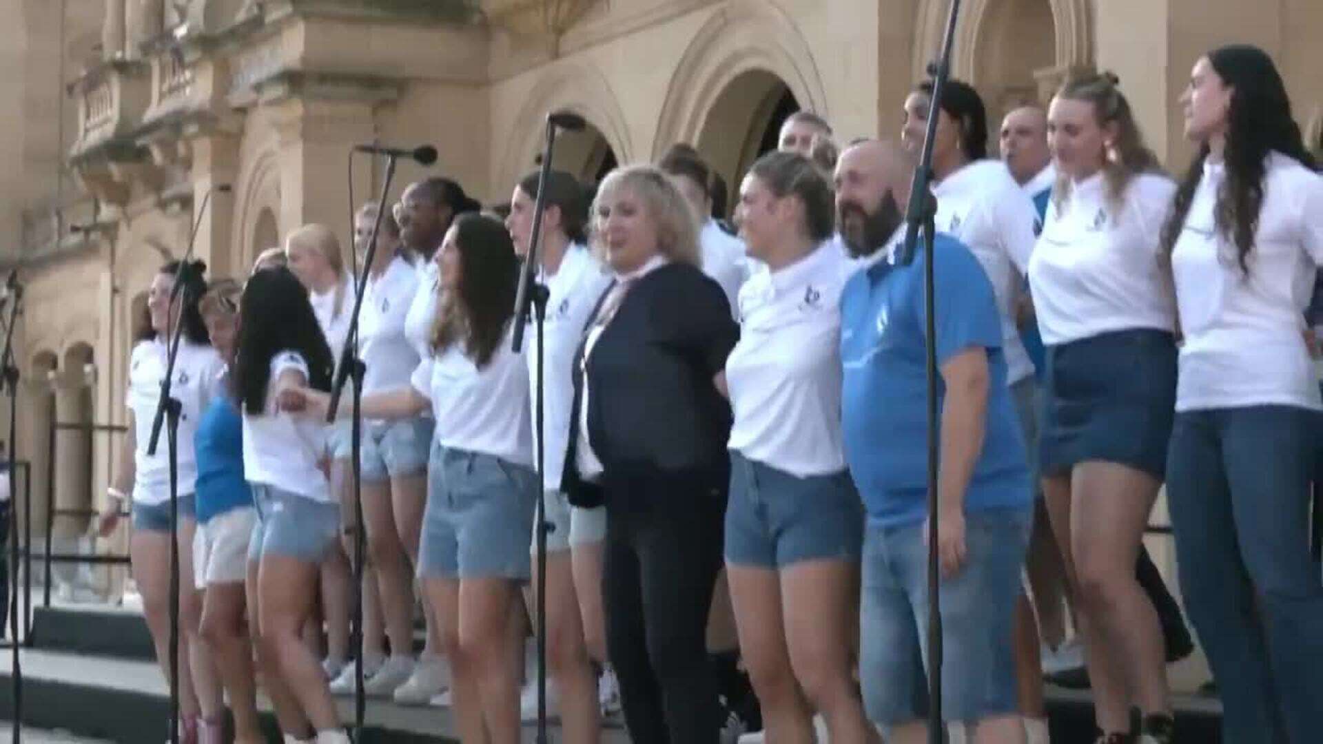 Un cañonazo multitudinario enciende las fiestas de Semana Grande en San Sebastián