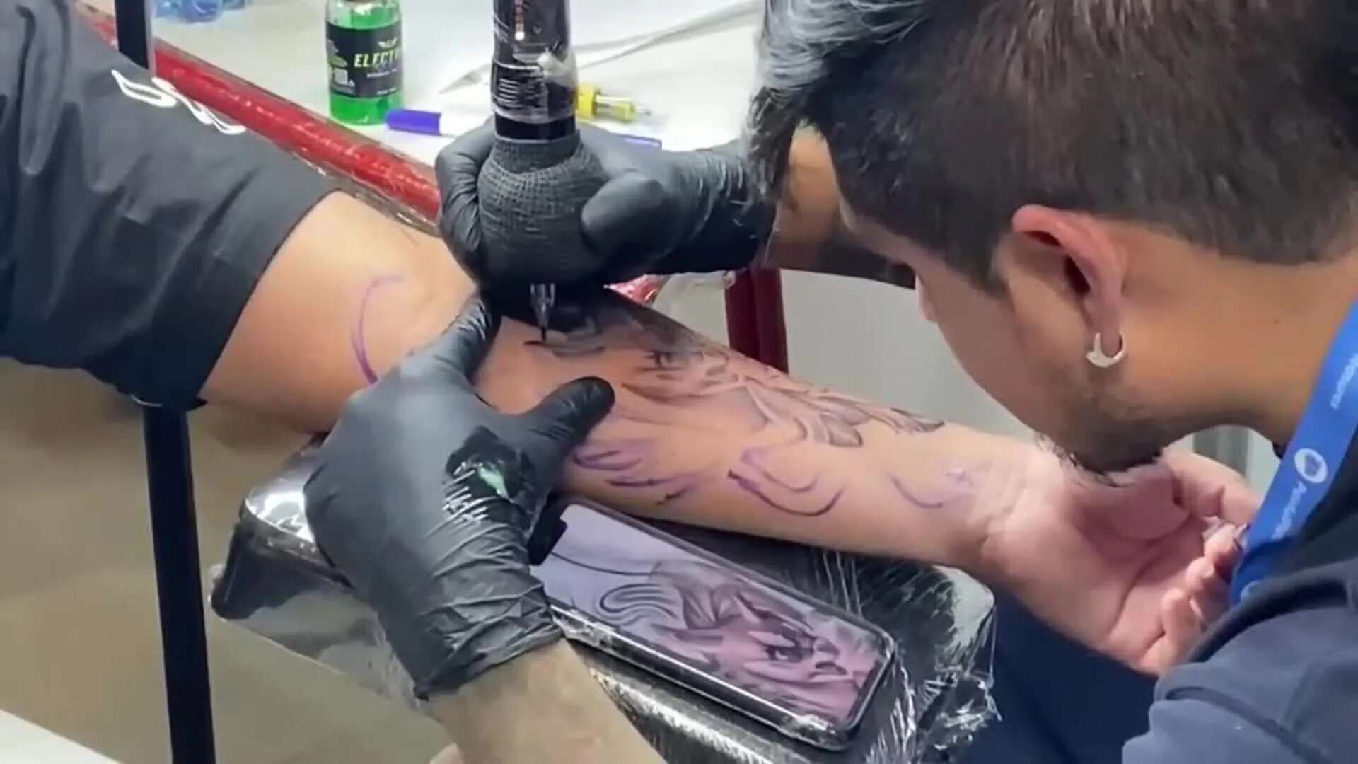 Bolivia acoge la sexta versión de la 'Art Tattoo Bolivia Convention 2024' con artistas de 16 países