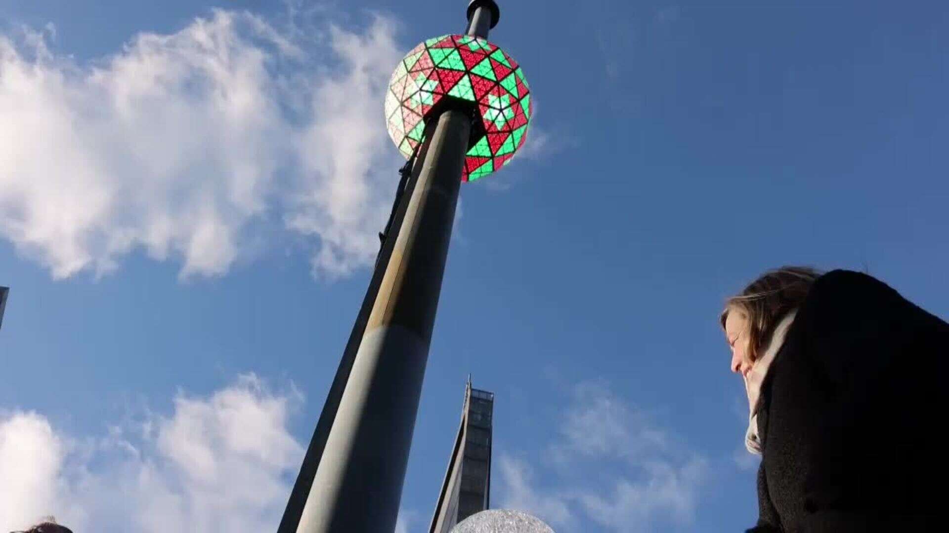 Retiran la bola de Times Square para formar parte de una nueva experiencia inmersiva