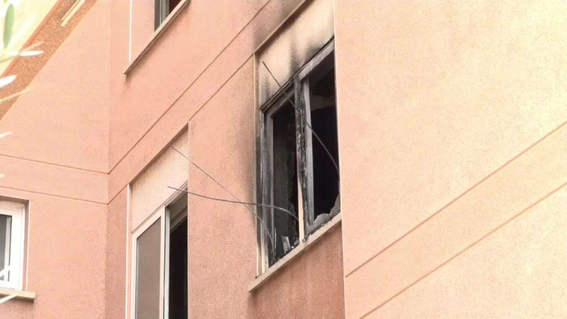 Dos menores en estado menos grave por un incendio en un piso de Sant Andreu de la Barca