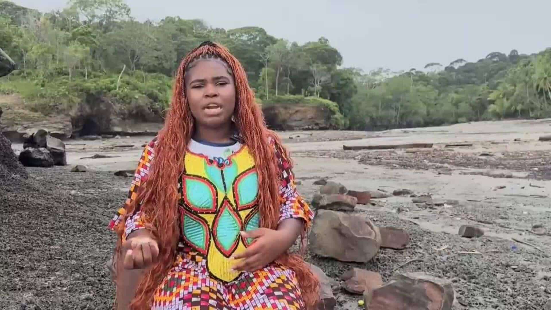 'Cantaoras' ofrecen serenata a las ballenas jorobadas en el Pacífico colombiano