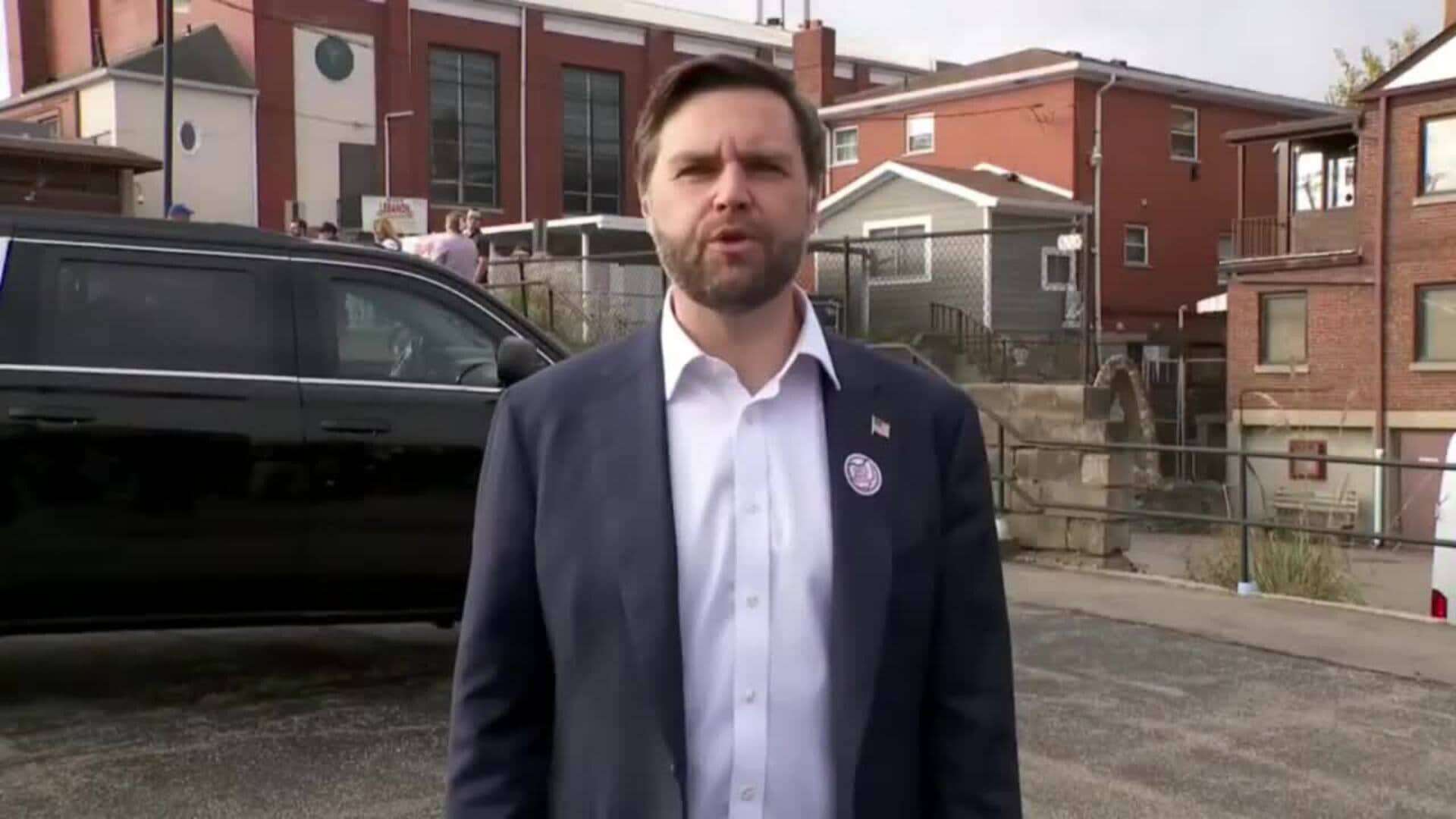 JD Vance vota en Ohio y pide a los republicanos 