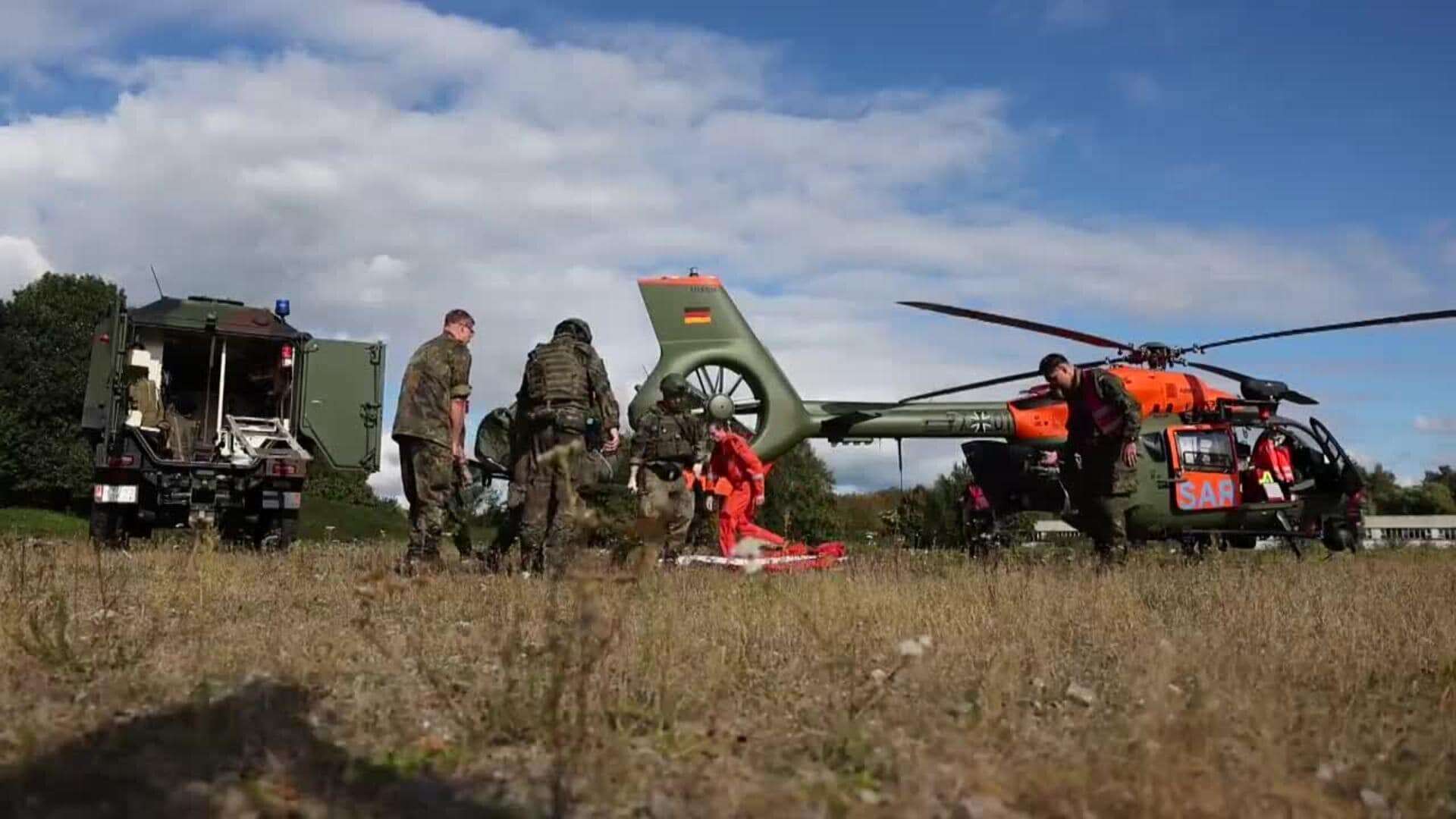 Soldados alemanes realizan simulacro con escenarios de emergencia en Düsseldorf