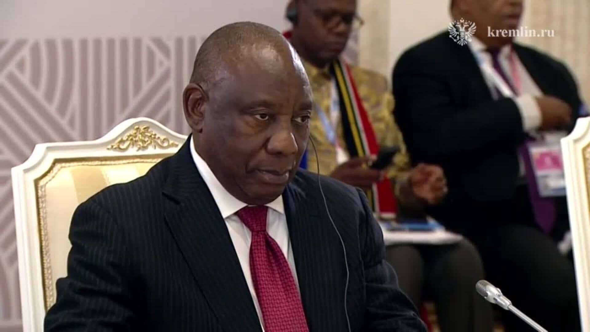 Putin dice a Ramaphosa que Rusia presta especial importancia de sus relaciones con África