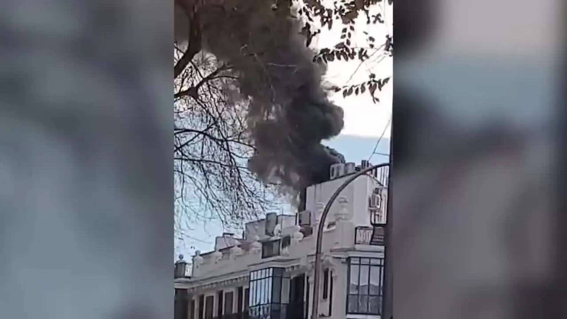 Imágenes del incendio de un edificio en Quevedo, ya extinguido y sin causar heridos