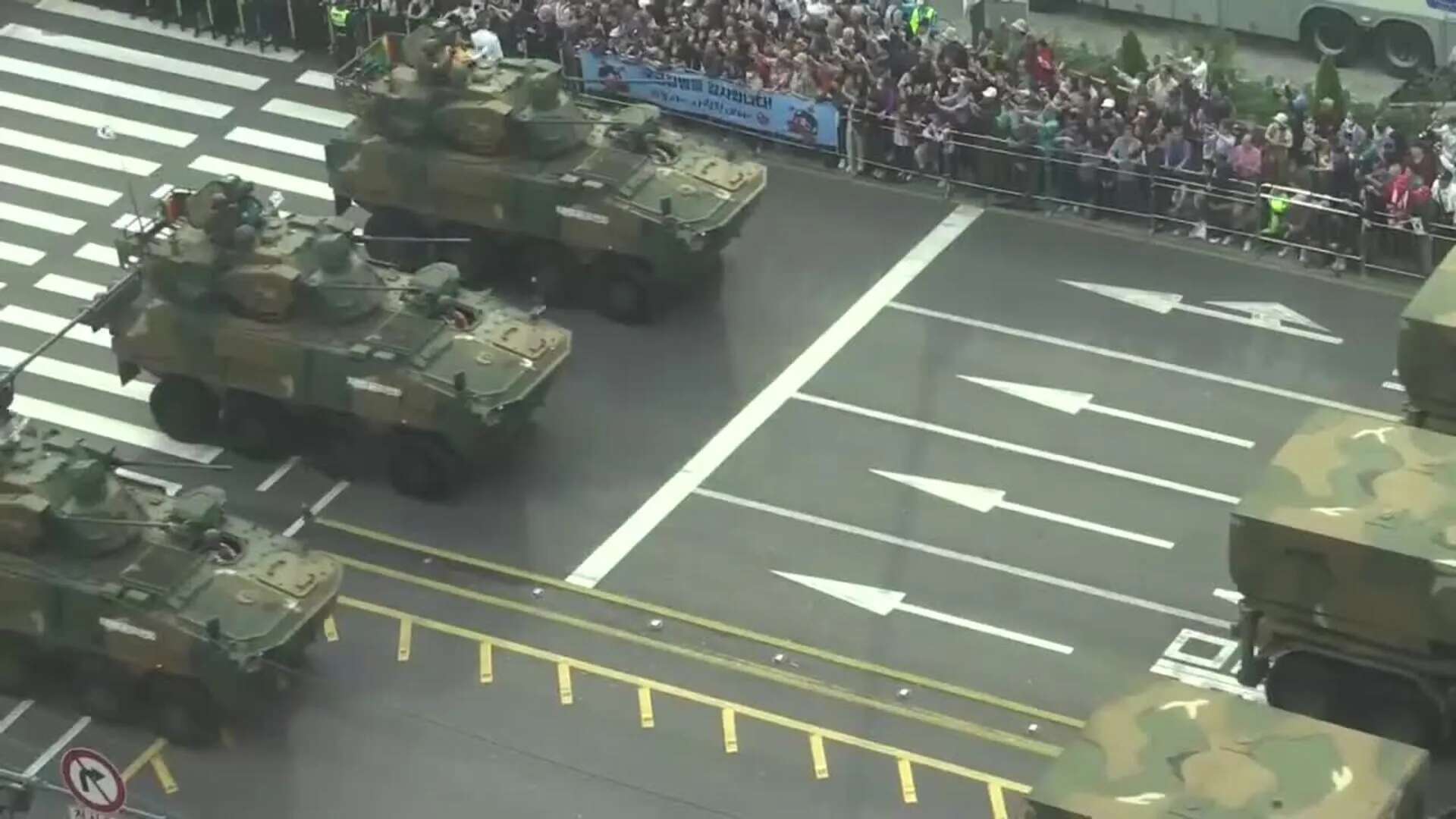 La capital surcoreana acoge un gran desfile militar para conmemorar el Día de las Fuerzas Armadas