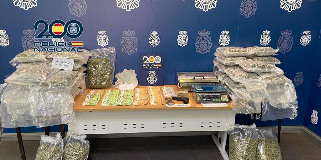 Ocho detenidos con 40 kilos de marihuana de una banda que hacía envíos por paquetería a gran escala a toda Europa