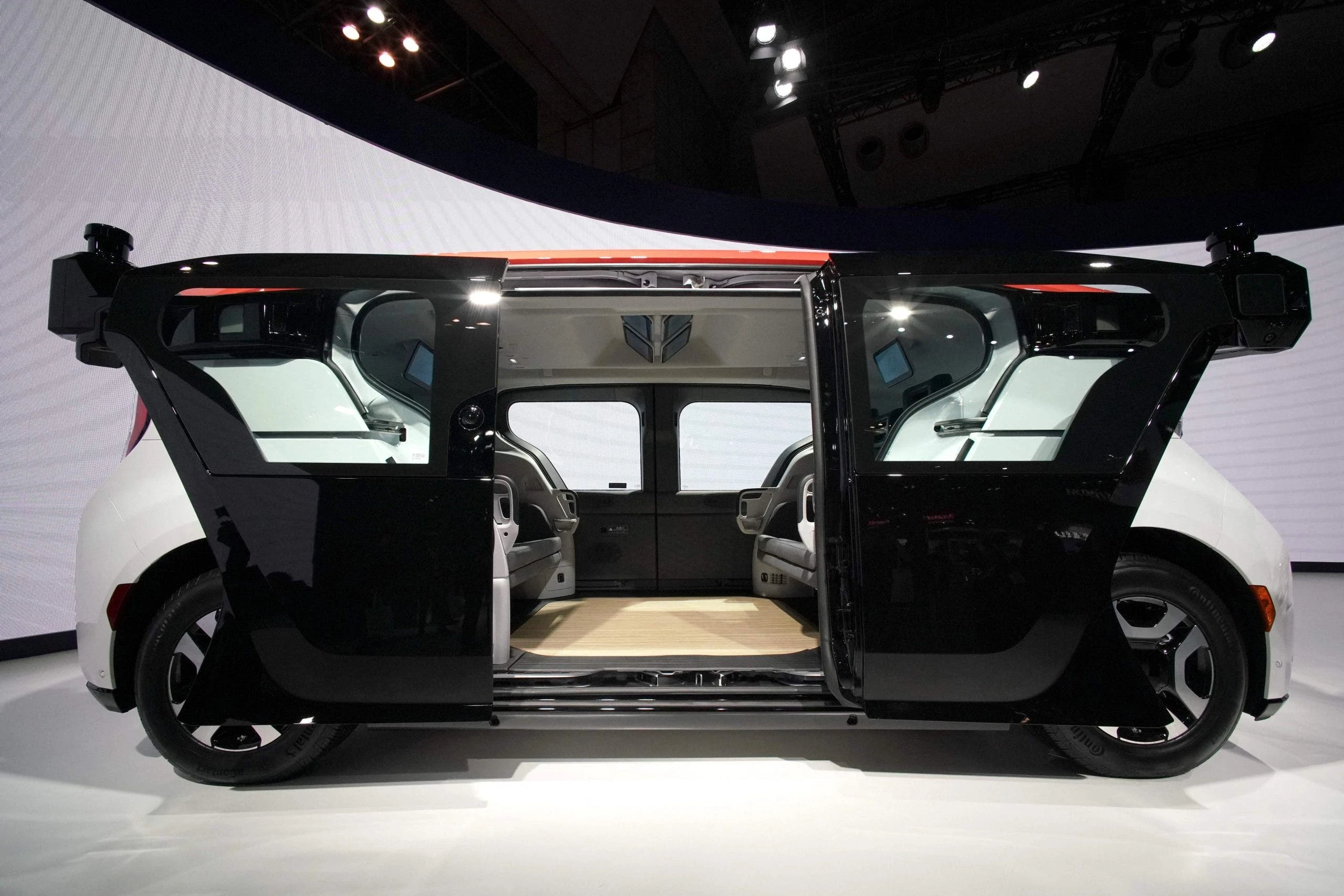 GM indefinitely pauses Cruise Origin autonomous vehicle while it refocuses unit