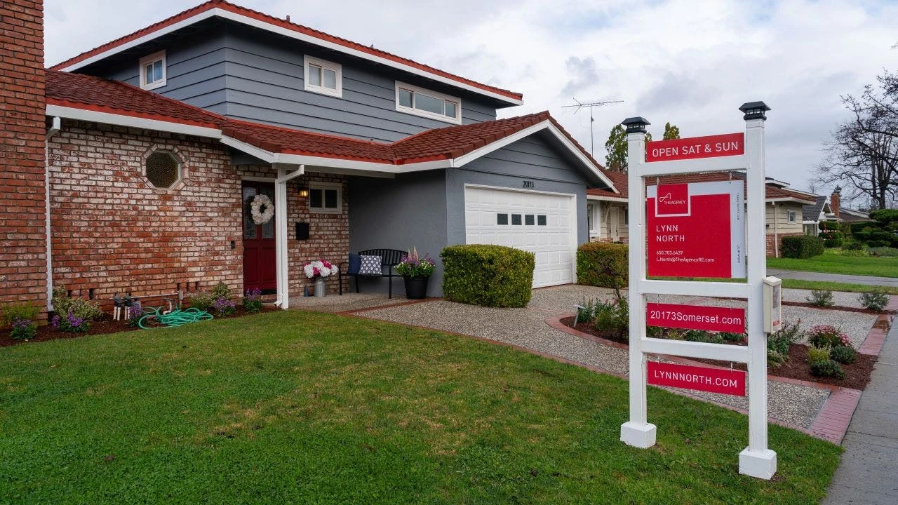 Mortgage rates rise for first time in weeks, Freddie Mac says