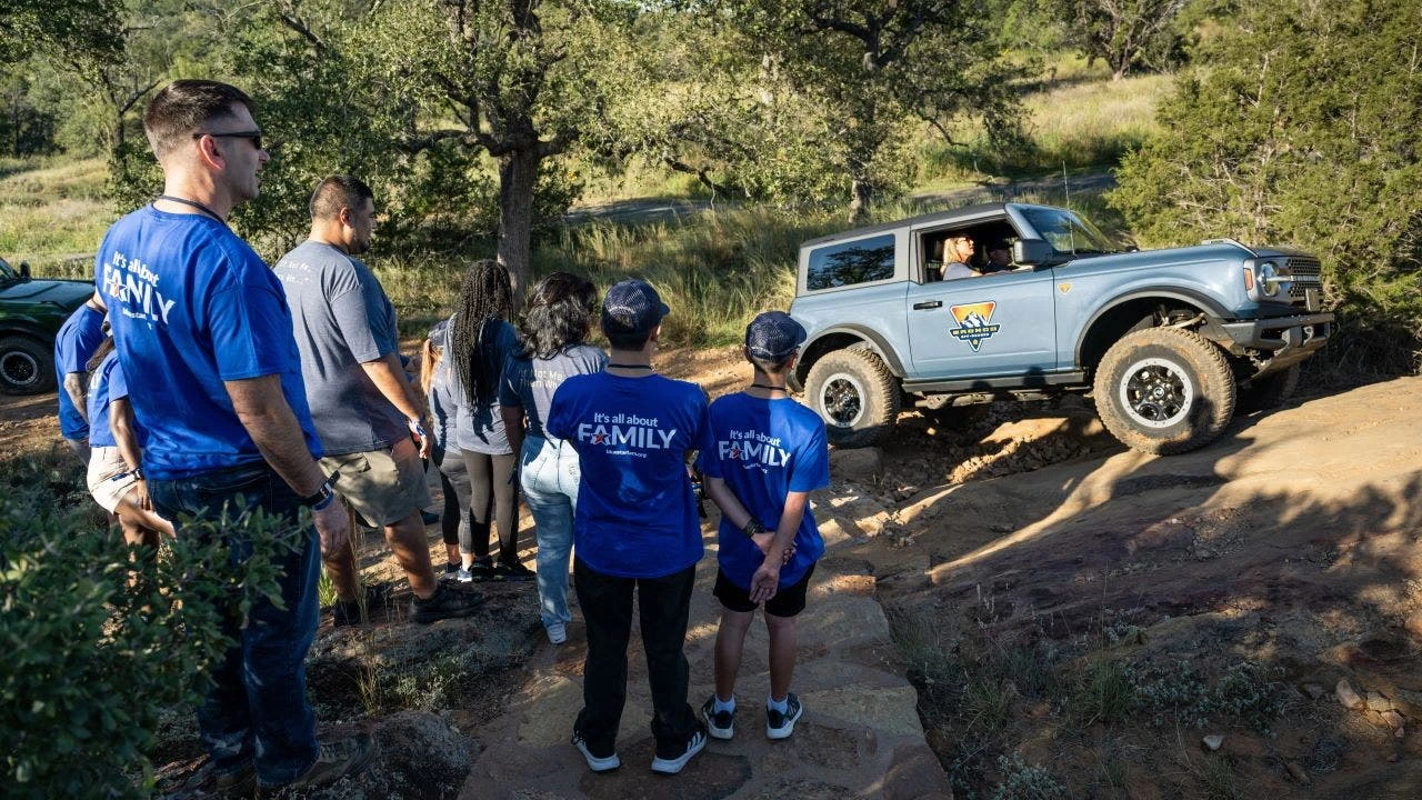 Ford, veterans groups partner to hold Bronco Off-Roadeo for vets and their families